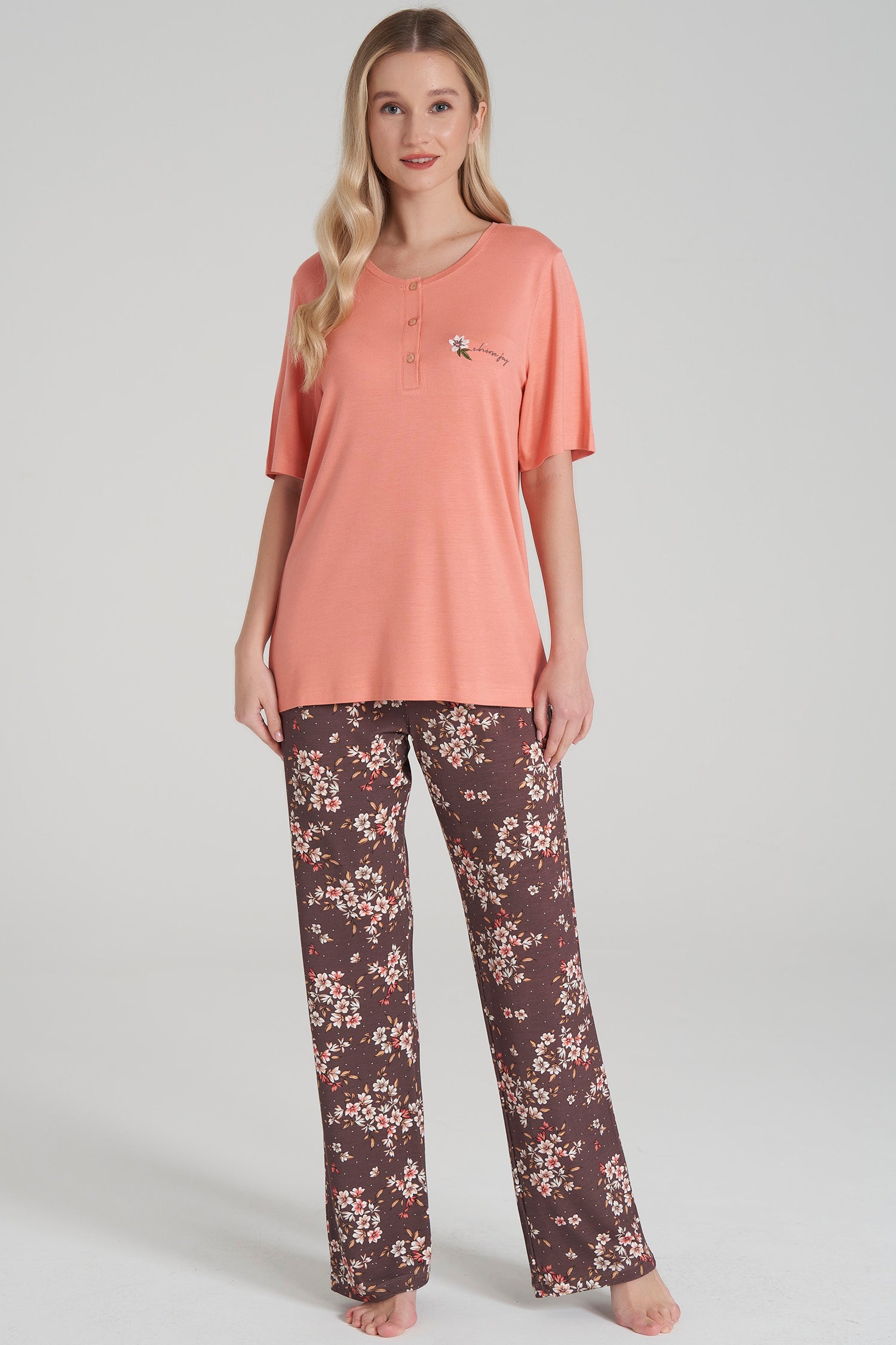 Kurzarm Pyjama-Set mit Gänseblümchen-Stickerei