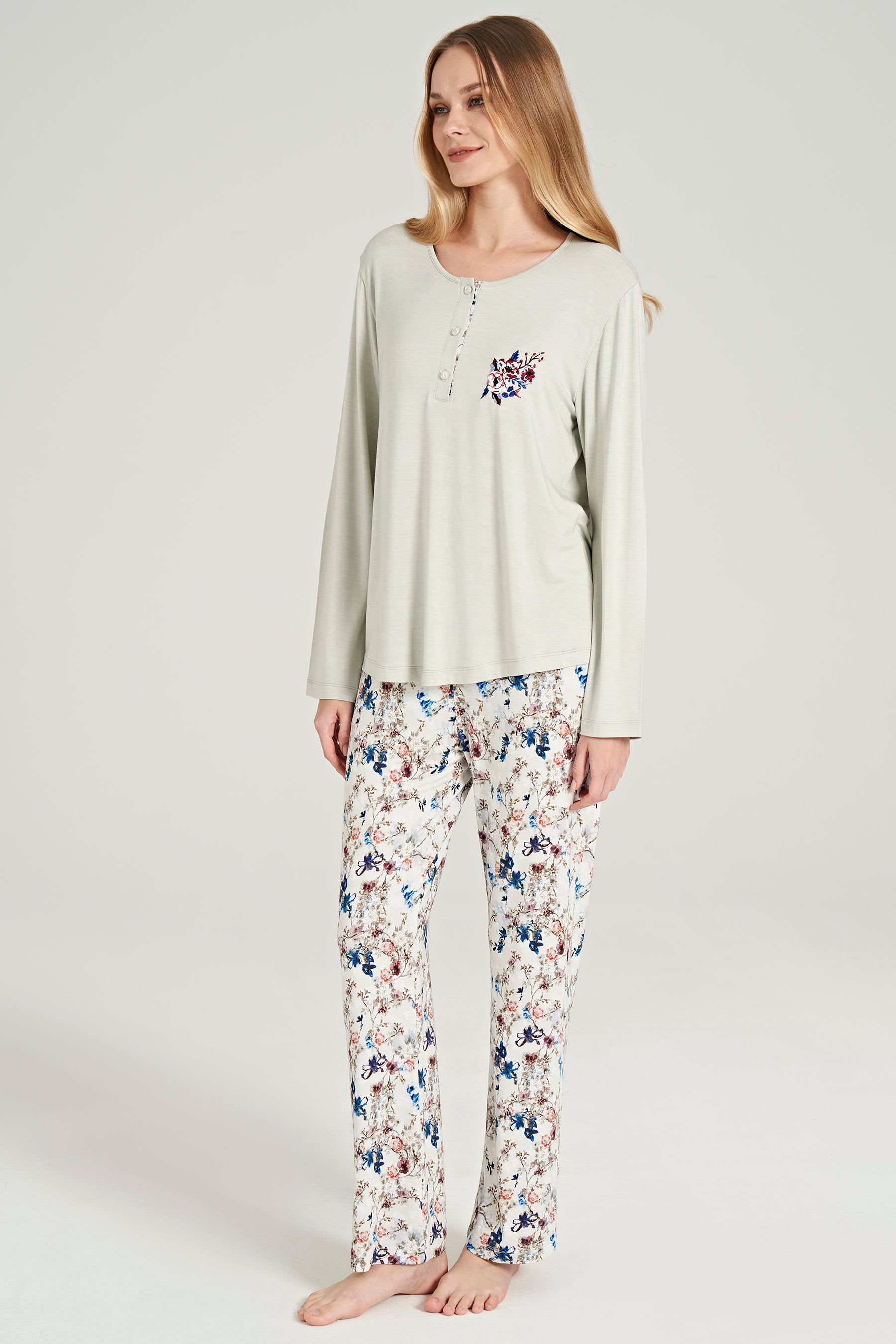 Langarm Pyjama-Set mit Blumen-Stickerei